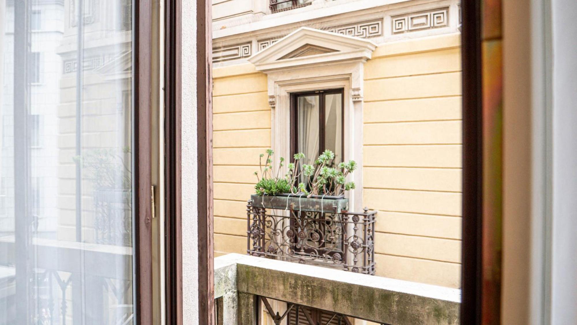 Appartamento Superhouse Piazza Duomo Area Milaan Buitenkant foto